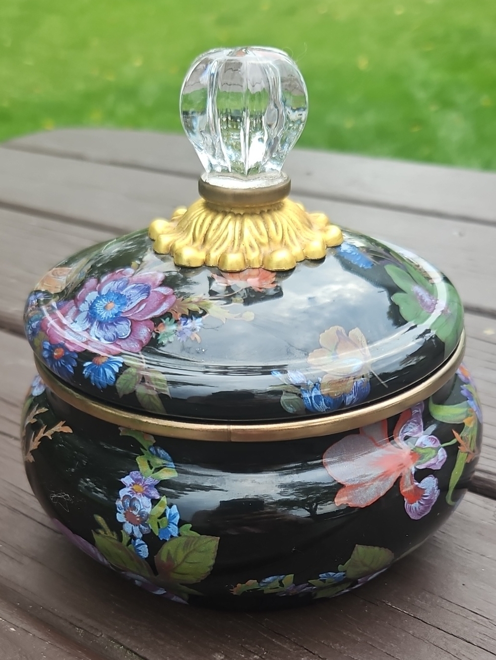 MKC Black Flower Market Sqush Pot, Excellent Condition!